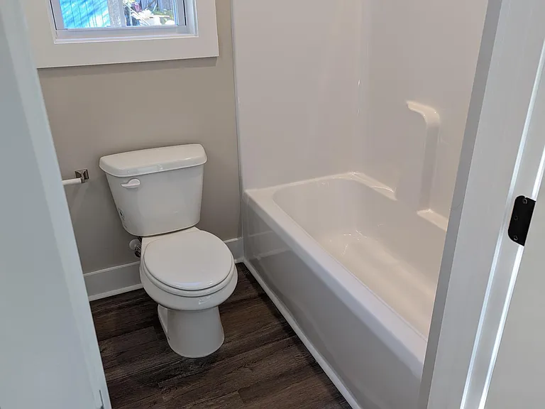 505 W Preston St — Photo 10