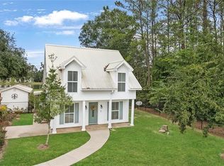 24879 Blood River Rd, Springfield, LA 70462