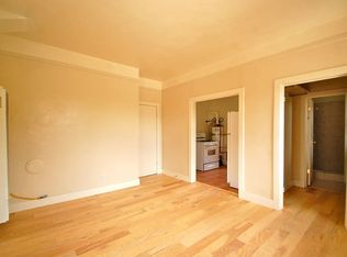 2930 Adeline St, Berkeley, CA 94703