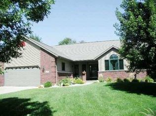 1221 19th St NW, Cedar Rapids, IA 52405