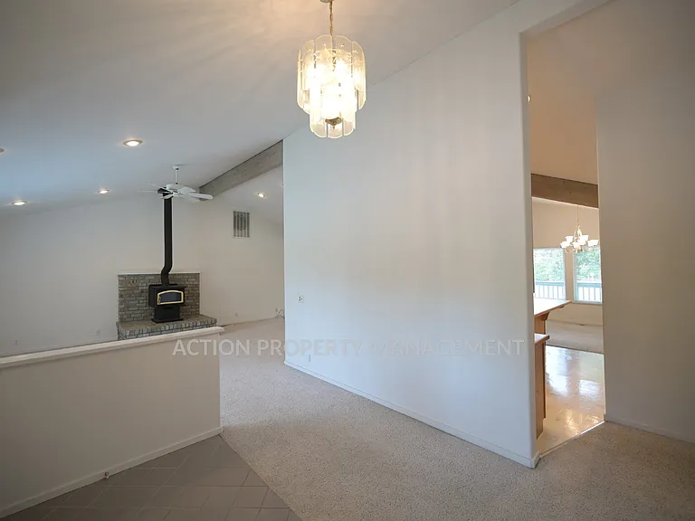 123 Beeson Rd — Photo 4