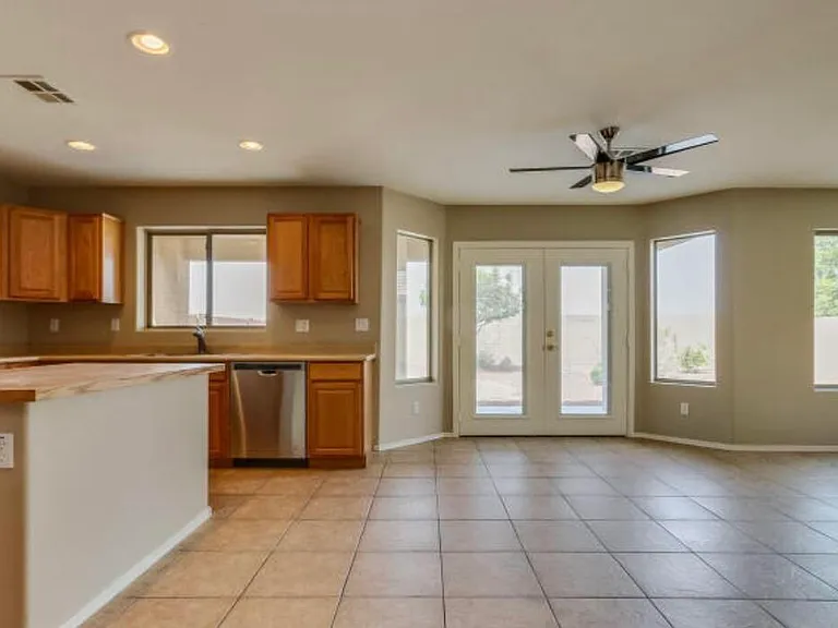 29634 N Gecko Trl — Photo 9