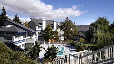 1st image of 1045 Southwood Dr #I
