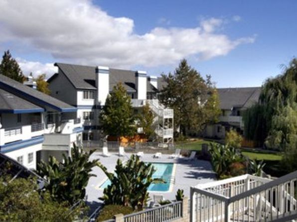 1045 Southwood Dr #I