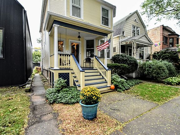 2nd image of 6231 N Lakewood Ave