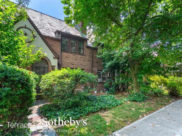 111-26 75th Avenue image 3 of 31