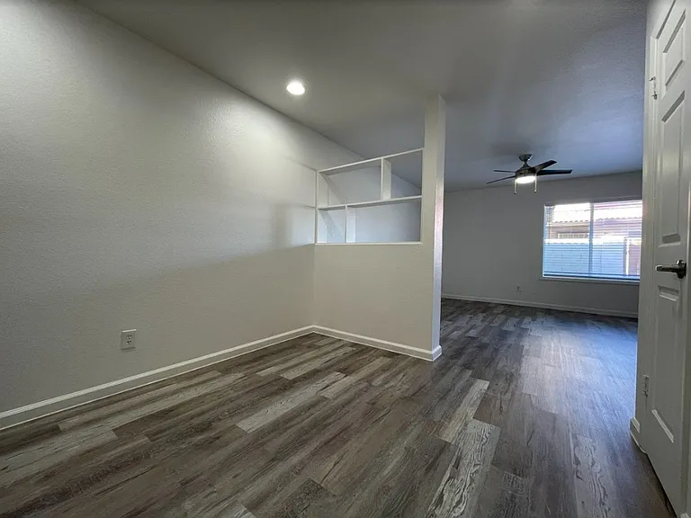 6229 E Greenway St — Photo 6