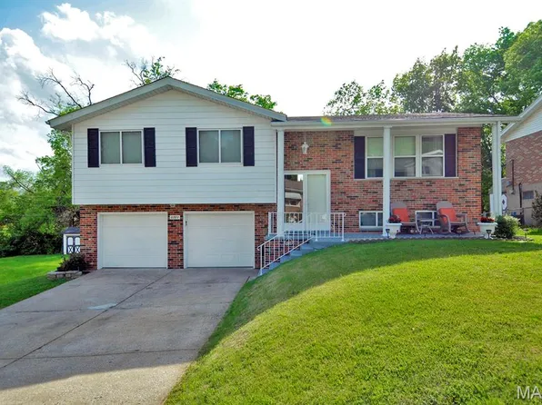 1723 Melody Ln, Arnold, MO 63010