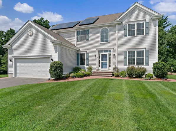 42 Magnolia Way, Bridgewater, MA 02324