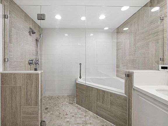 4th image of 3350 McCue Rd APT 1101