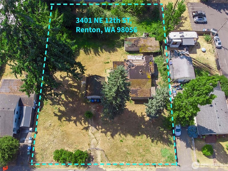 3rd image of 3401 NE 12th St