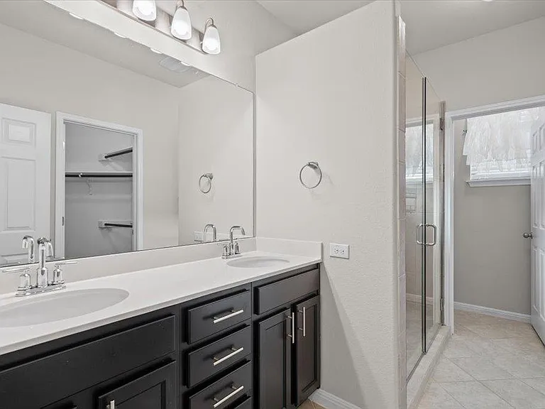 9703 Sunny Swan Ct — Photo 13