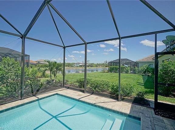 5th image of 7767 Cypress Walk Dr