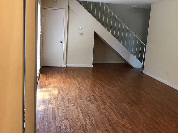 3rd image of 3008 E St APT 9