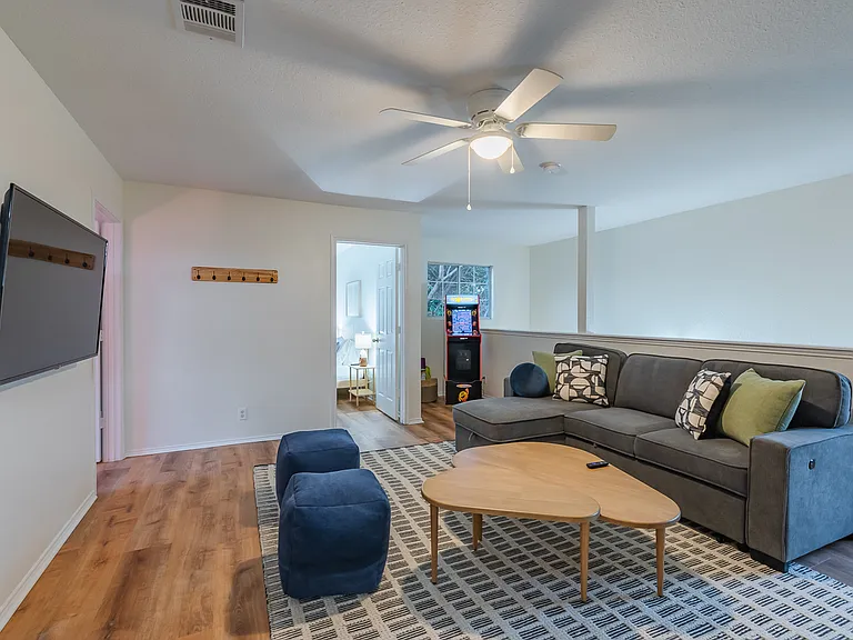 6222 Pepperdine Bay — Photo 20