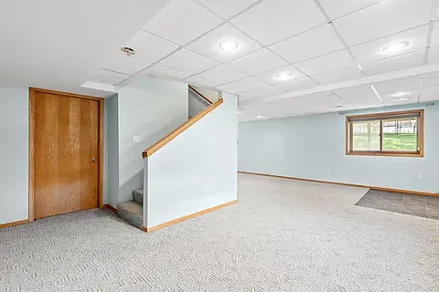 1065 Barney St — Photo 21