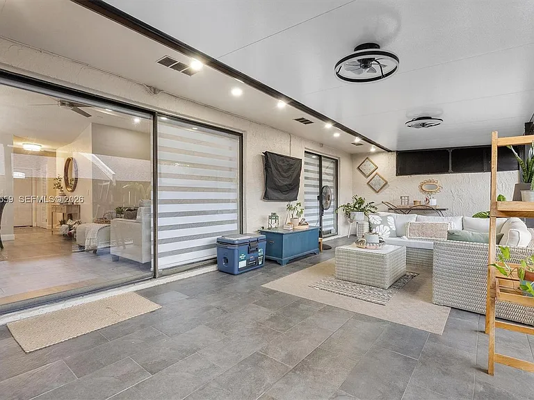 1581 NW 98th Way #1581 — Photo 36