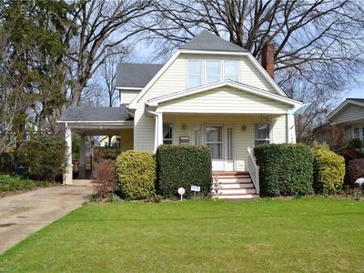 1909 Brantley St, Winston Salem, NC, 27103