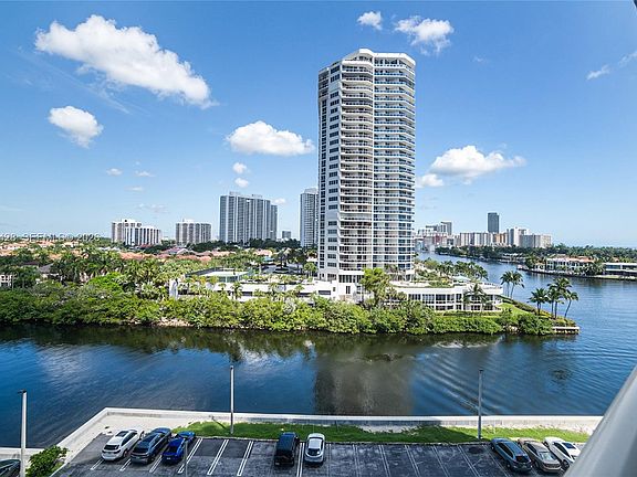 3rd image of 20515 E Country Club Dr APT 849