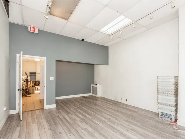 6200 Kennedy Boulevard image 4 of 5