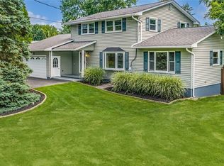 7640 Merritt Dr, Baldwinsville, NY 13027