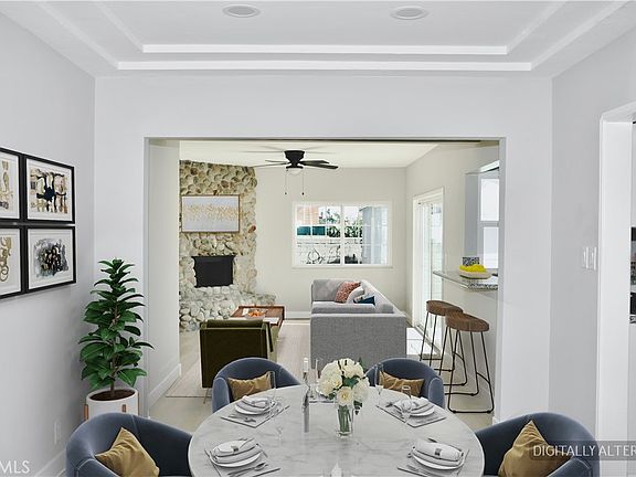 3rd image of 9106 S Gramercy Pl