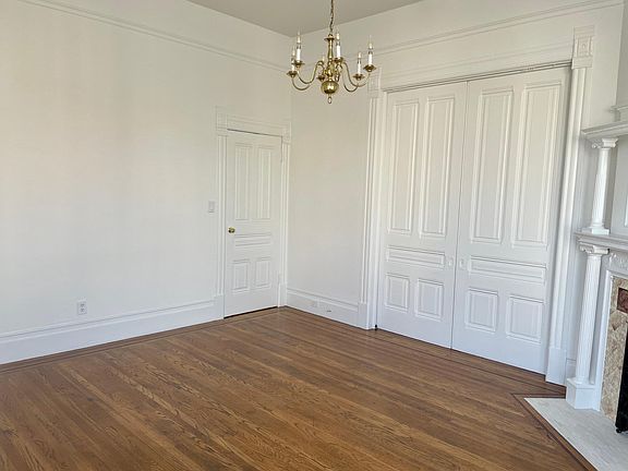 5th image of 2793 Bush St