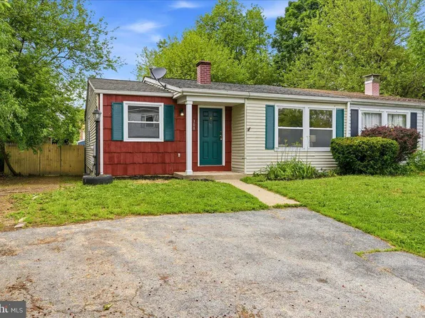 308 Heather Ridge Dr, Frederick, MD 21702