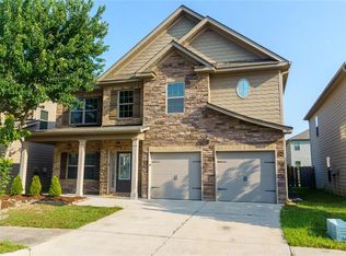 7646 Crawford Ct, Fairburn, GA 30213
