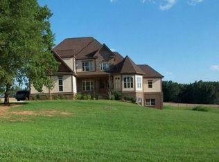 65 River Meadow Ln, Social Circle, GA 30025