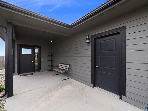 3rd image of 229 Devitt Dr Drive