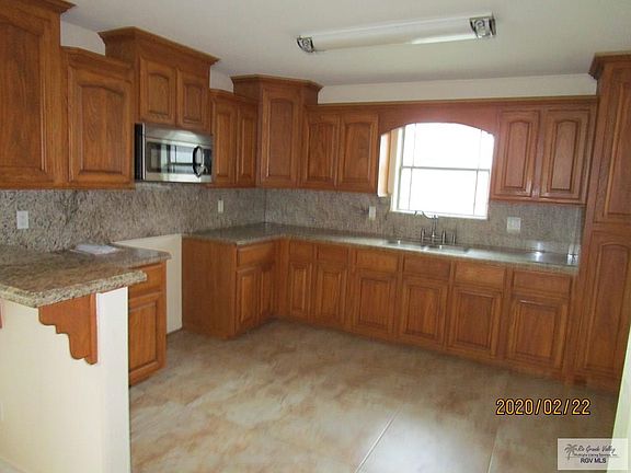 5th image of 2863 Avila St