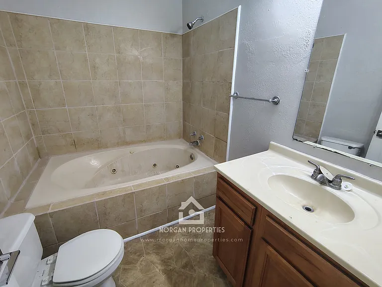 621 Madison Ave — Photo 6