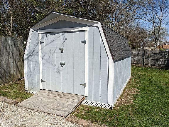 Shed