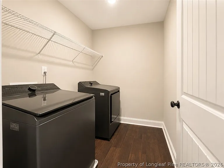 621 Blawell Cir — Photo 30