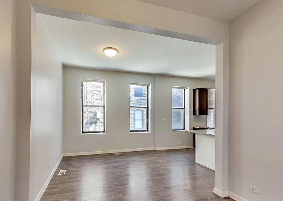 1st image of 1414 N Noble St #11187433