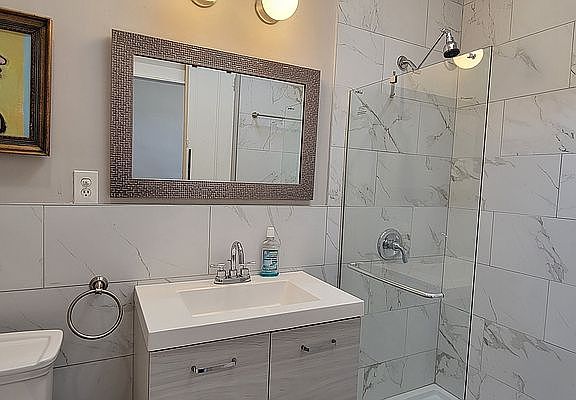5th image of 443 E 141st St APT 2