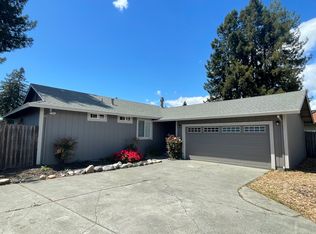 7363 Coral Ct, Rohnert Park, CA 94928