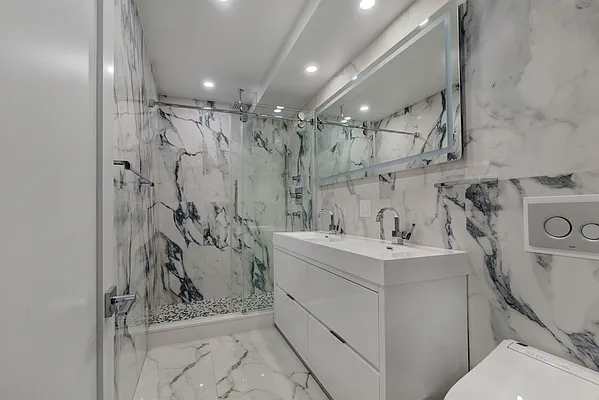 Rented by Oxford Property Group | media 24