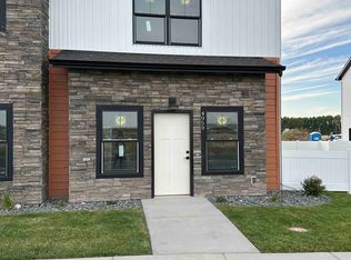 4959 N Beach Dr, Idaho Falls, ID 83401