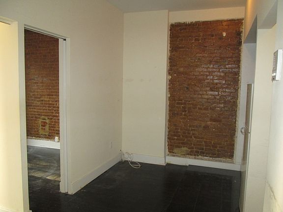 5th image of 42 W 94th St APT 3B