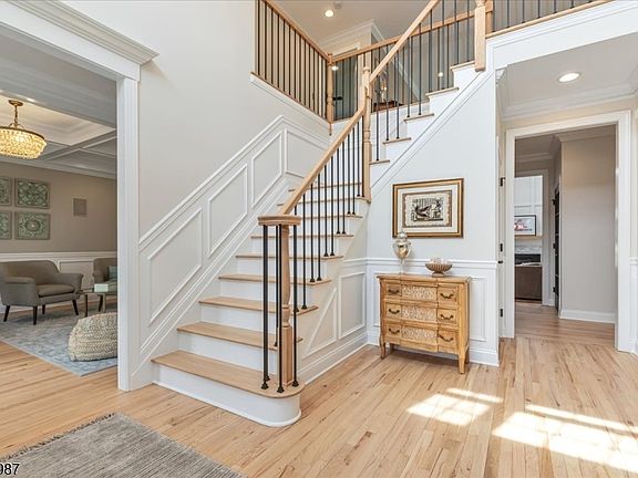 4th image of 38 Still Hollow Rd