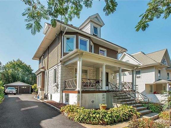 2nd image of 18 Oakwood Ave