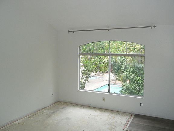 5th image of 65 Sandpiper Ln