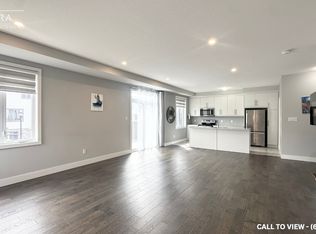 2070 Meadowgate Blvd #25, London, ON N6M0H5