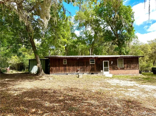 5665 S Withlapopka Dr, Floral City, FL 34436