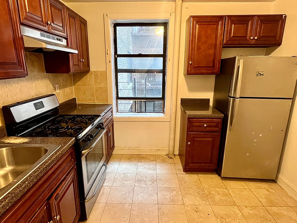 1st image of 99 Berkeley Ave #3D