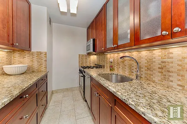 Sold by Halstead Real Estate | media 6