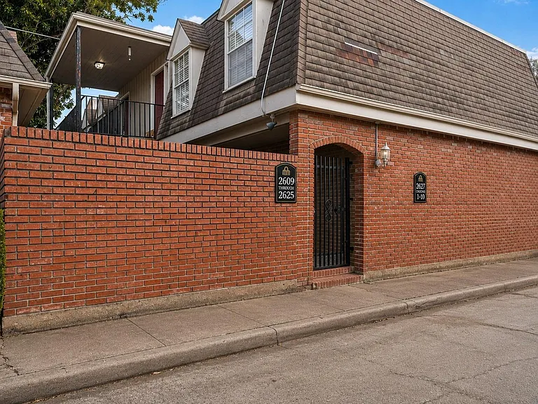 2615 Marilee Ln #2 — Photo 2