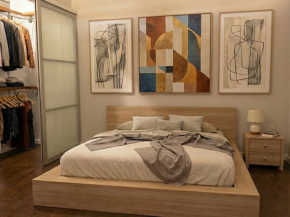 2nd image of 1301 Market St APT 305